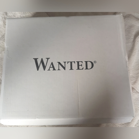 Ankle boots. - Picture 6 of 8